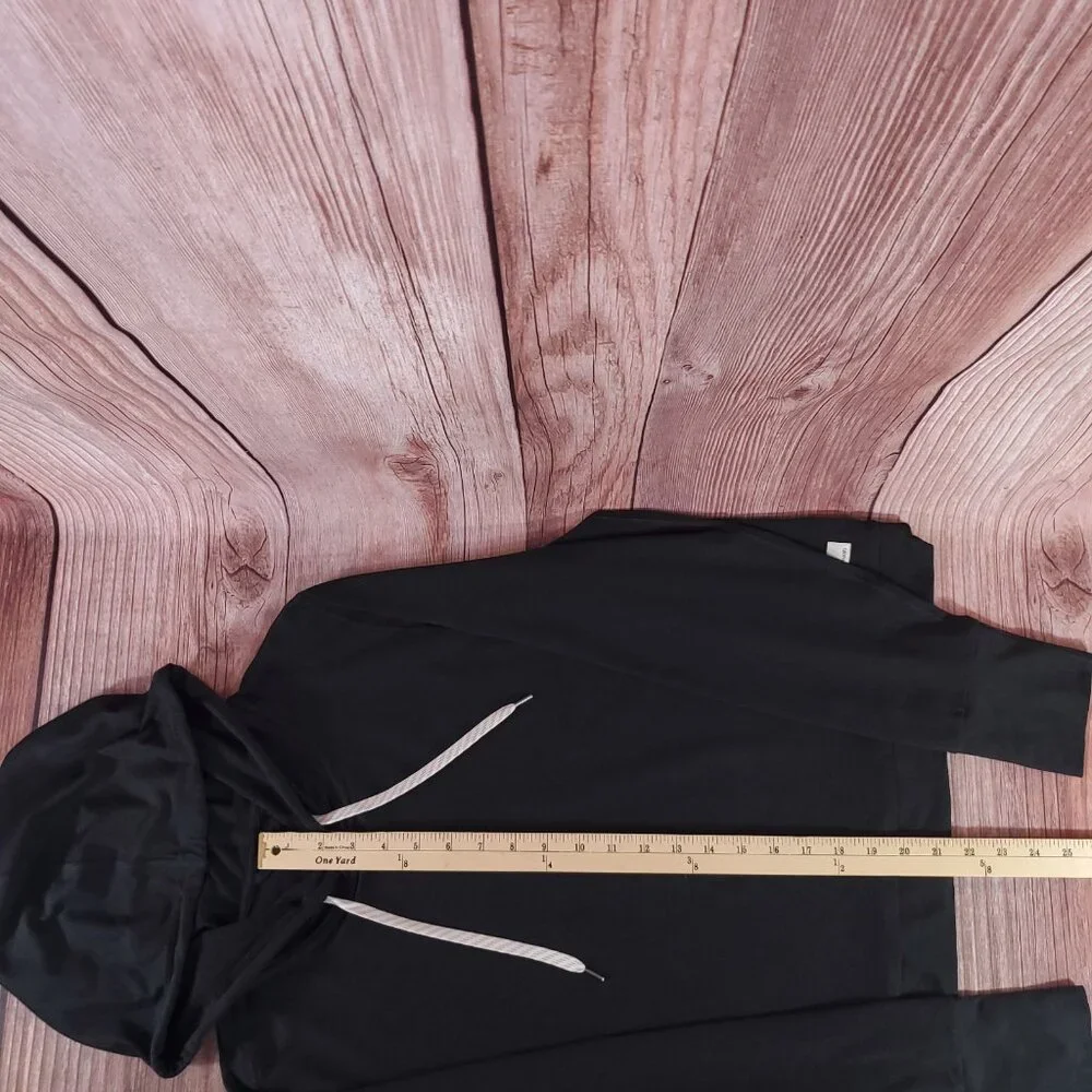 Vuori Black Hoodie with White Drawstrings - Picture 12 of 12